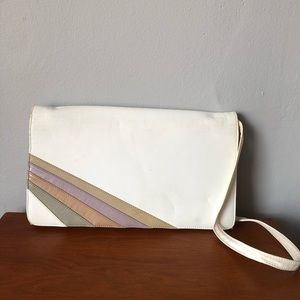 Vintage 80s white with stripe accent purse